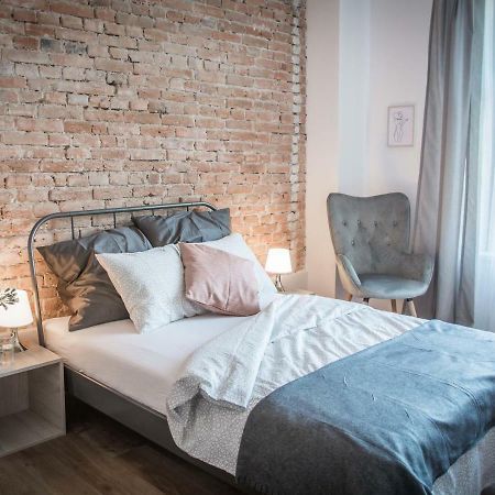 Lion Apartments - Silver Краков Экстерьер фото