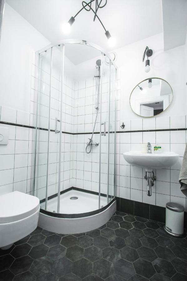 Lion Apartments - Silver Краков Экстерьер фото
