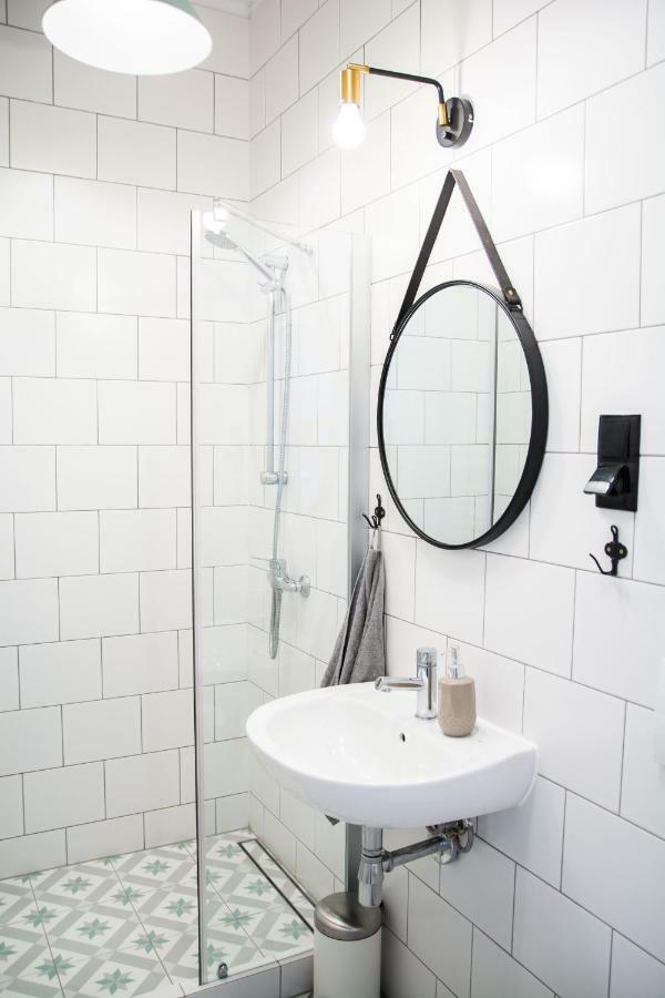 Lion Apartments - Silver Краков Экстерьер фото